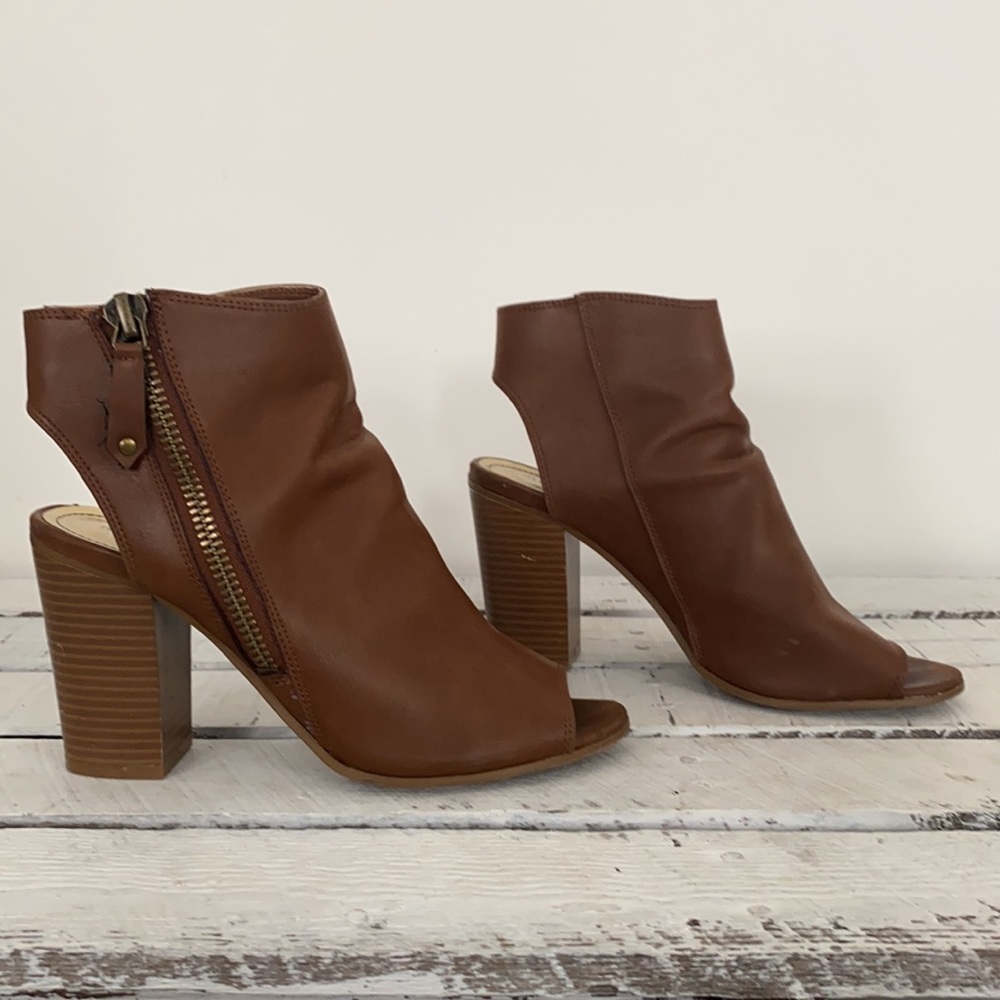 Open Heel Block Heel Bootie